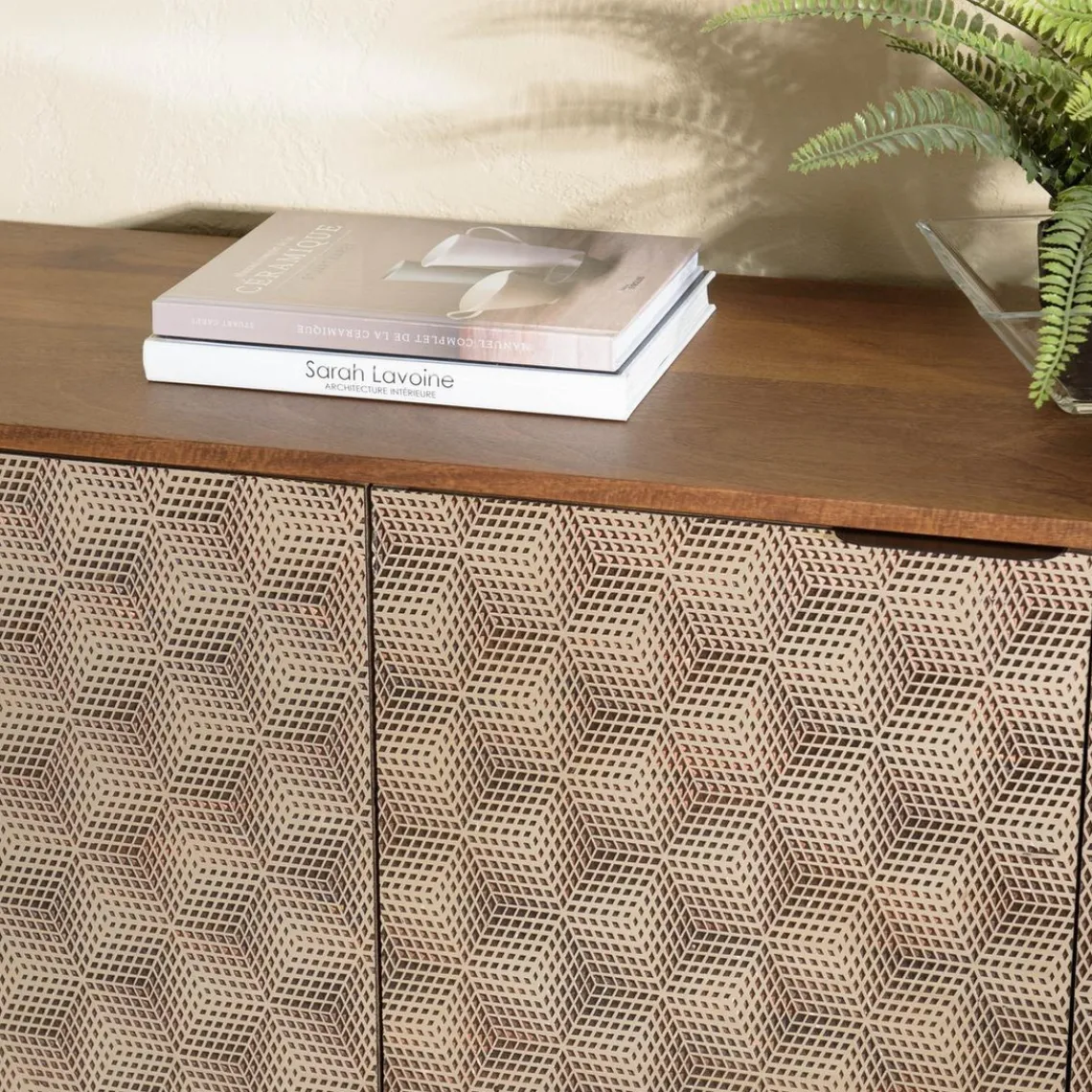 Macabane Buffet 4 portes à motifs ethniques et pieds croisés Hot