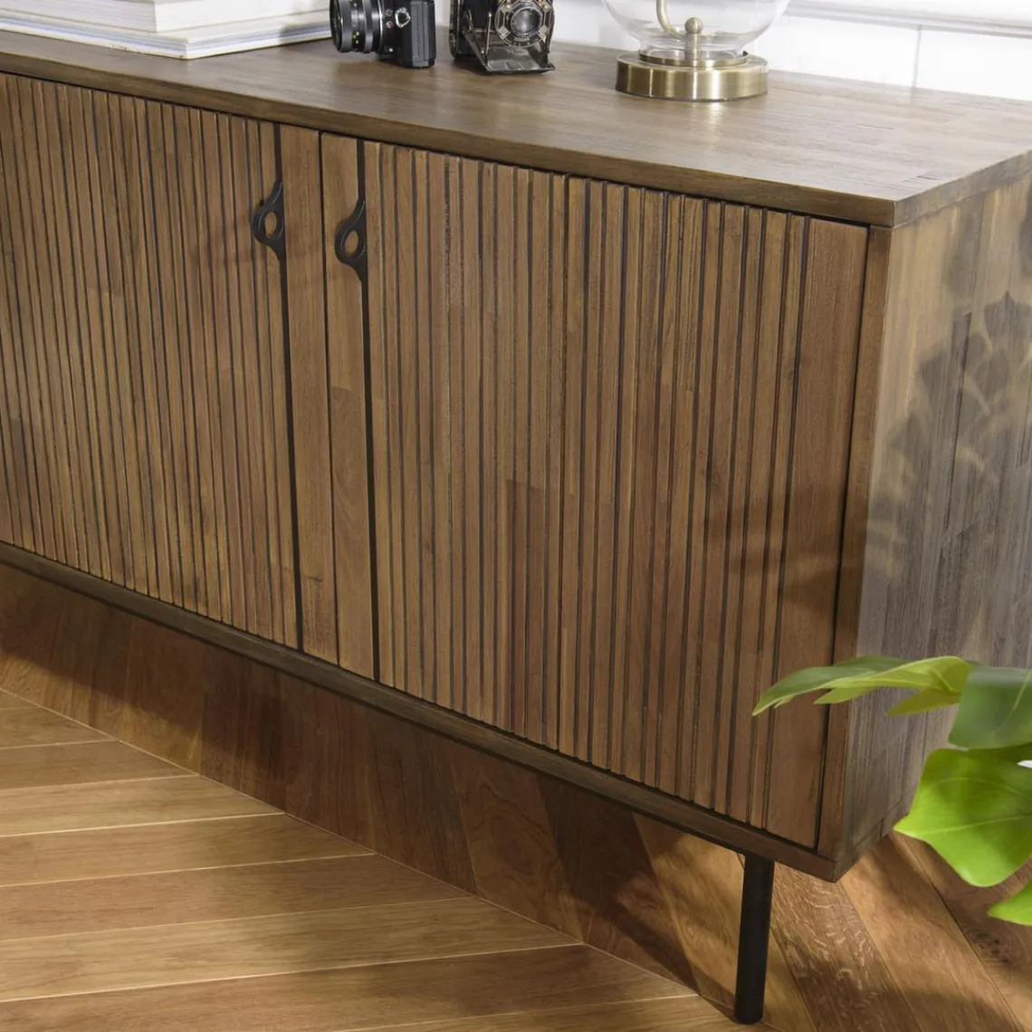 Macabane Buffet 3 Portes Acacia Pieds Métal GINO Sale