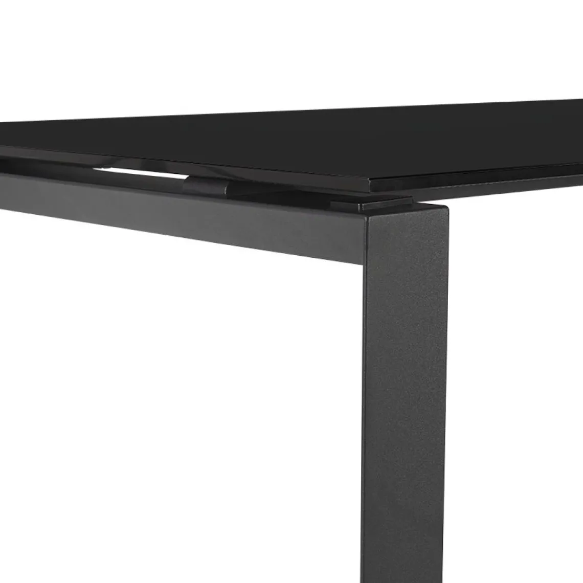 ALTEREGO Bureau droit design 'BAKUS' en verre et métal noir Outlet