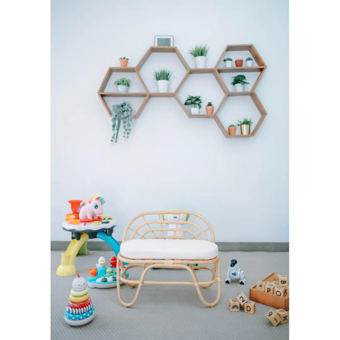 3S. x Home Ce sofa enfant offre une assise confortable et sécurisée Online