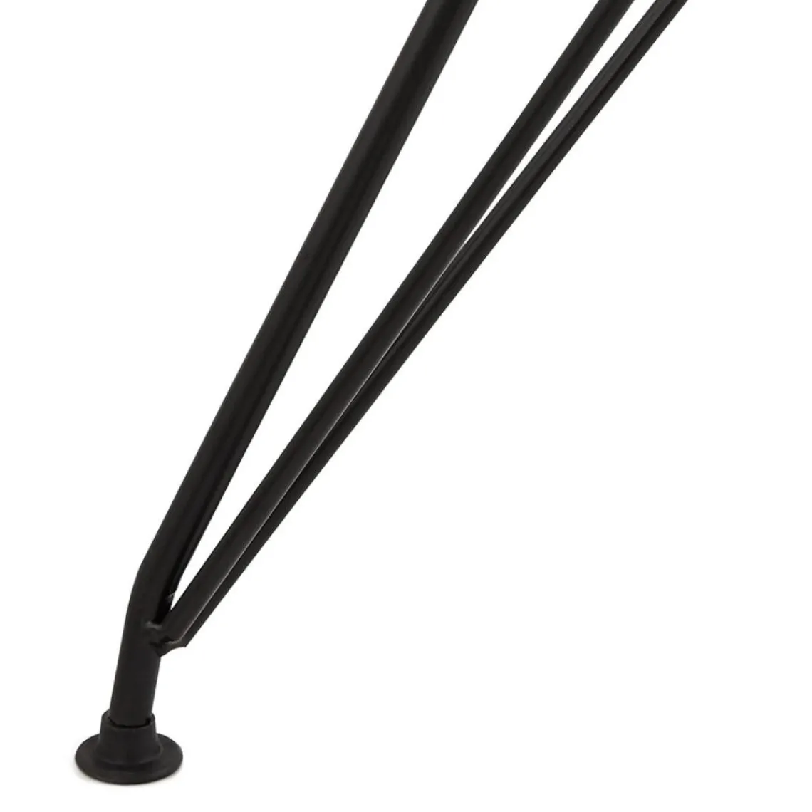 ALTEREGO Chaise design 'GAUDY' noire style industriel avec pied en métal noir Discount