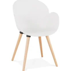 ALTEREGO Chaise design scandinave 'PICATA' blanche avec pieds en bois New