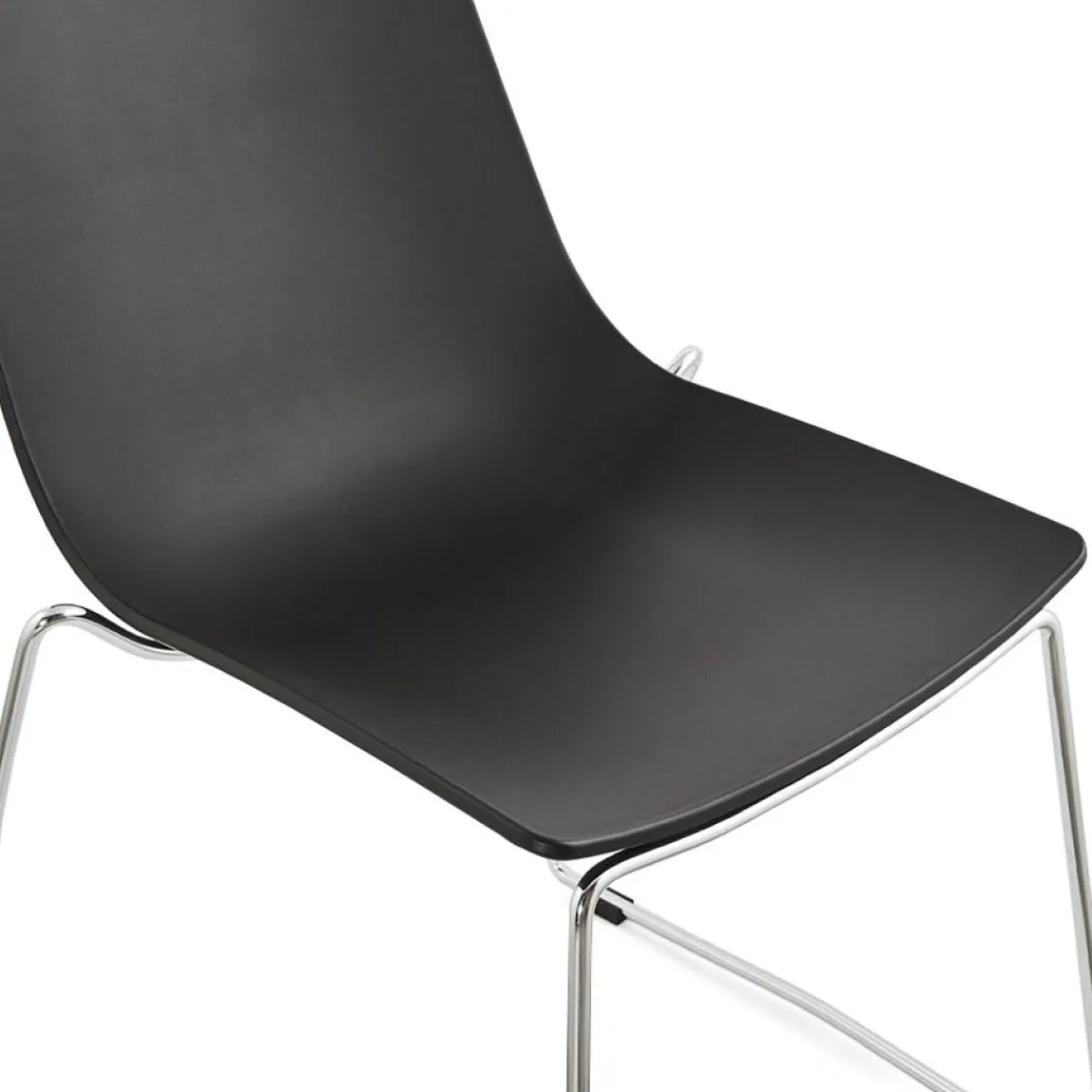 ALTEREGO Chaise design 'TRENO' noire en matière plastique Clearance