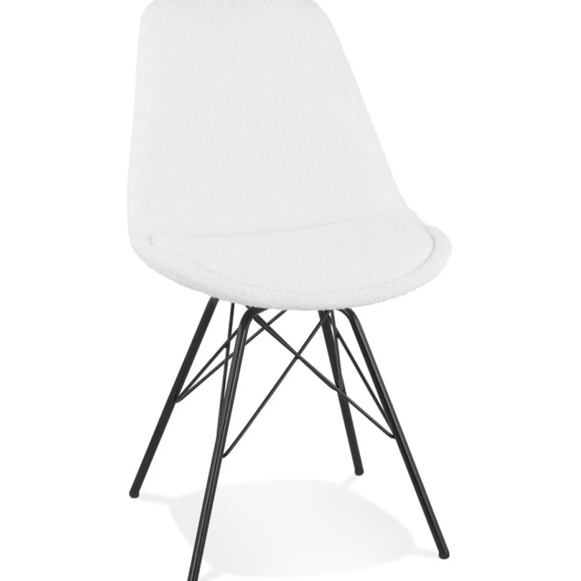 ALTEREGO Chaise design 'VIOLETTE' en tissu bouloché blanc style industriel Outlet