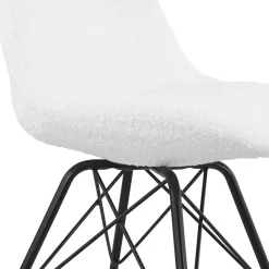 ALTEREGO Chaise design 'VIOLETTE' en tissu bouloché blanc style industriel Outlet