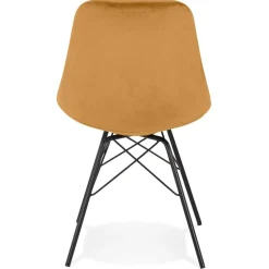 ALTEREGO Chaise design 'ZAZY' en velours moutarde et pieds en métal noir Outlet