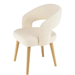 Macabane Chaise en tissu bouclette écru, dossier ouvert, pieds en bois PIERRE Outlet