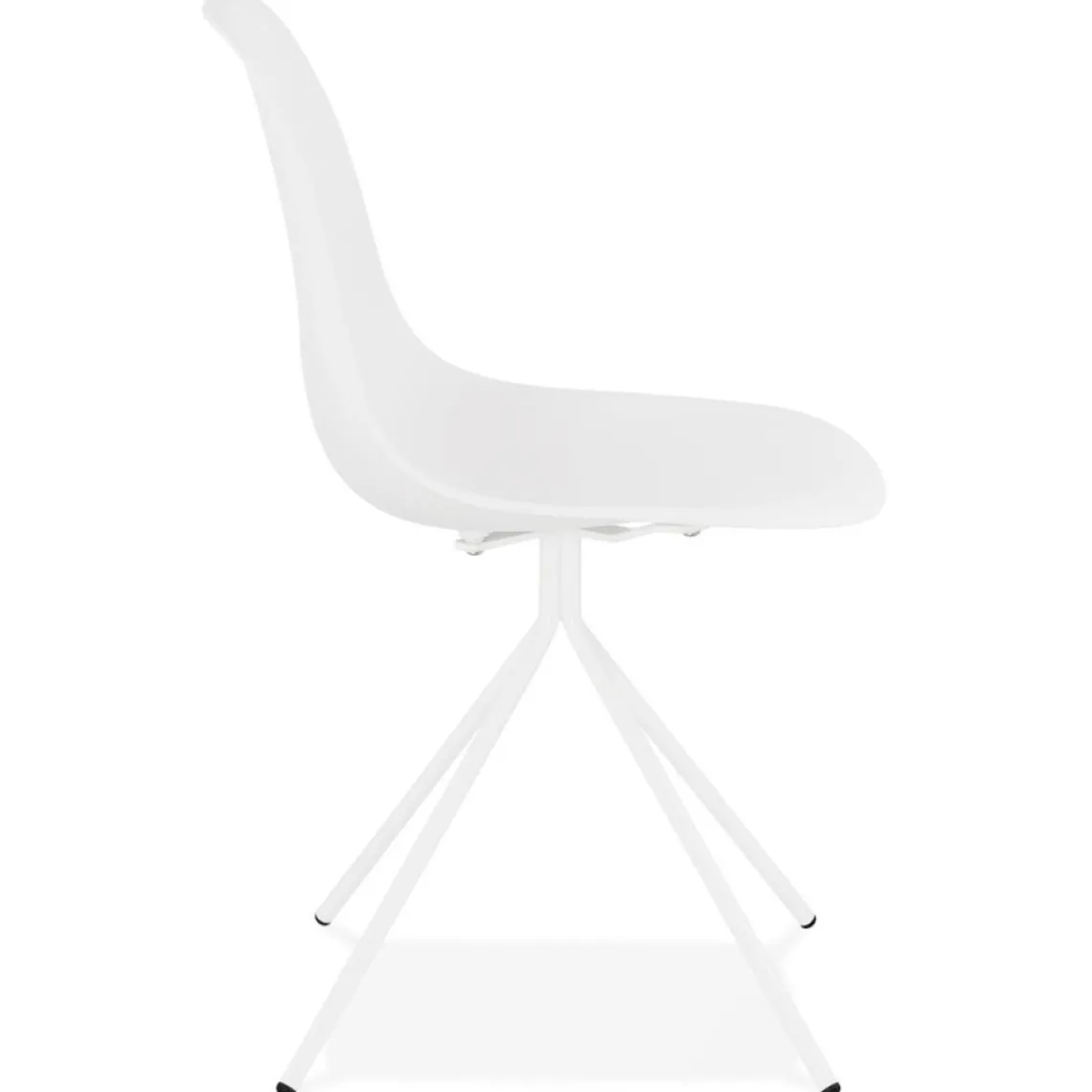 ALTEREGO Chaise moderne 'LORY' blanche avec pied en métal Hot