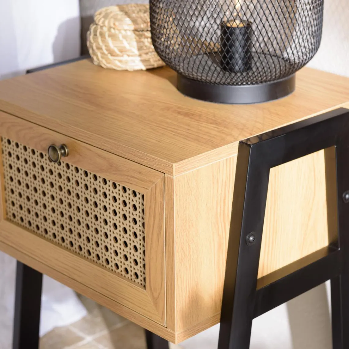 Macabane Chevet marron 1 tiroir effet cannage pieds inclinés métal CHARLIE Sale