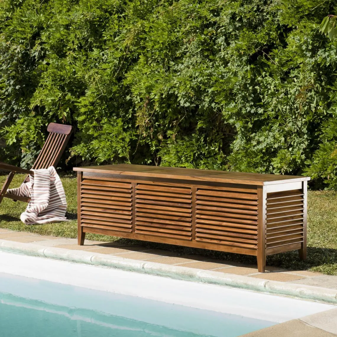 Macabane Coffre de jardin piscine HANNA en bois teck huilé 200x55cm Best