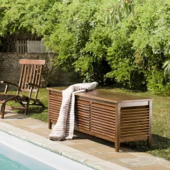 Macabane Coffre de jardin piscine HANNA en bois teck huilé 200x55cm Best