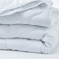 Today Couette 4 Saisons Polyester Essential Hot