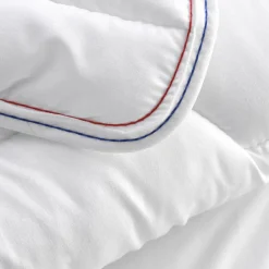 Becquet Couette légère PURISSIMO 140x200 blanc 200G Hot