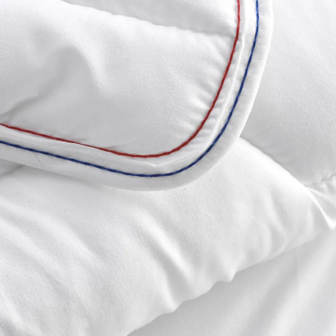 Becquet Couette légère PURISSIMO 140x200 blanc 200G Hot