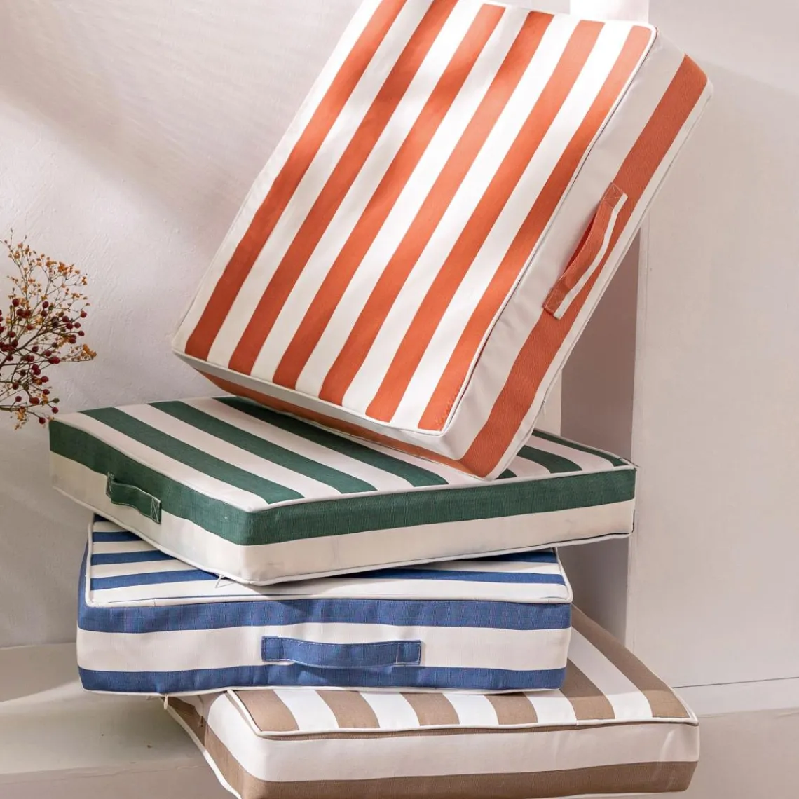 Becquet Coussin matelas en polyester PORNIC 48 x 48 cm rayé d'extérieur vert foncé