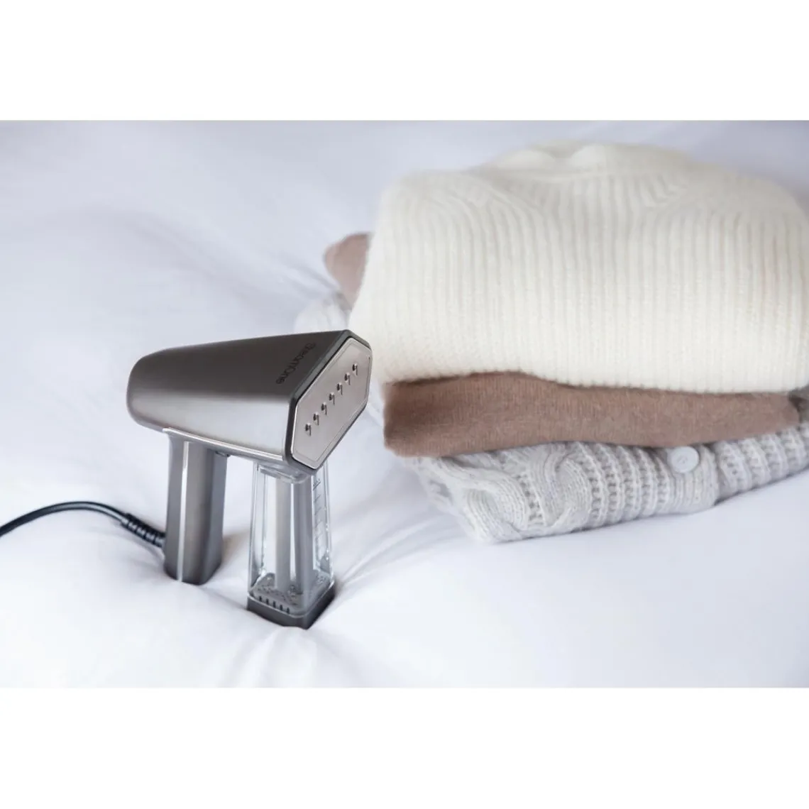 Steamone Défroisseur S-Nomad Plus SN250MG Best