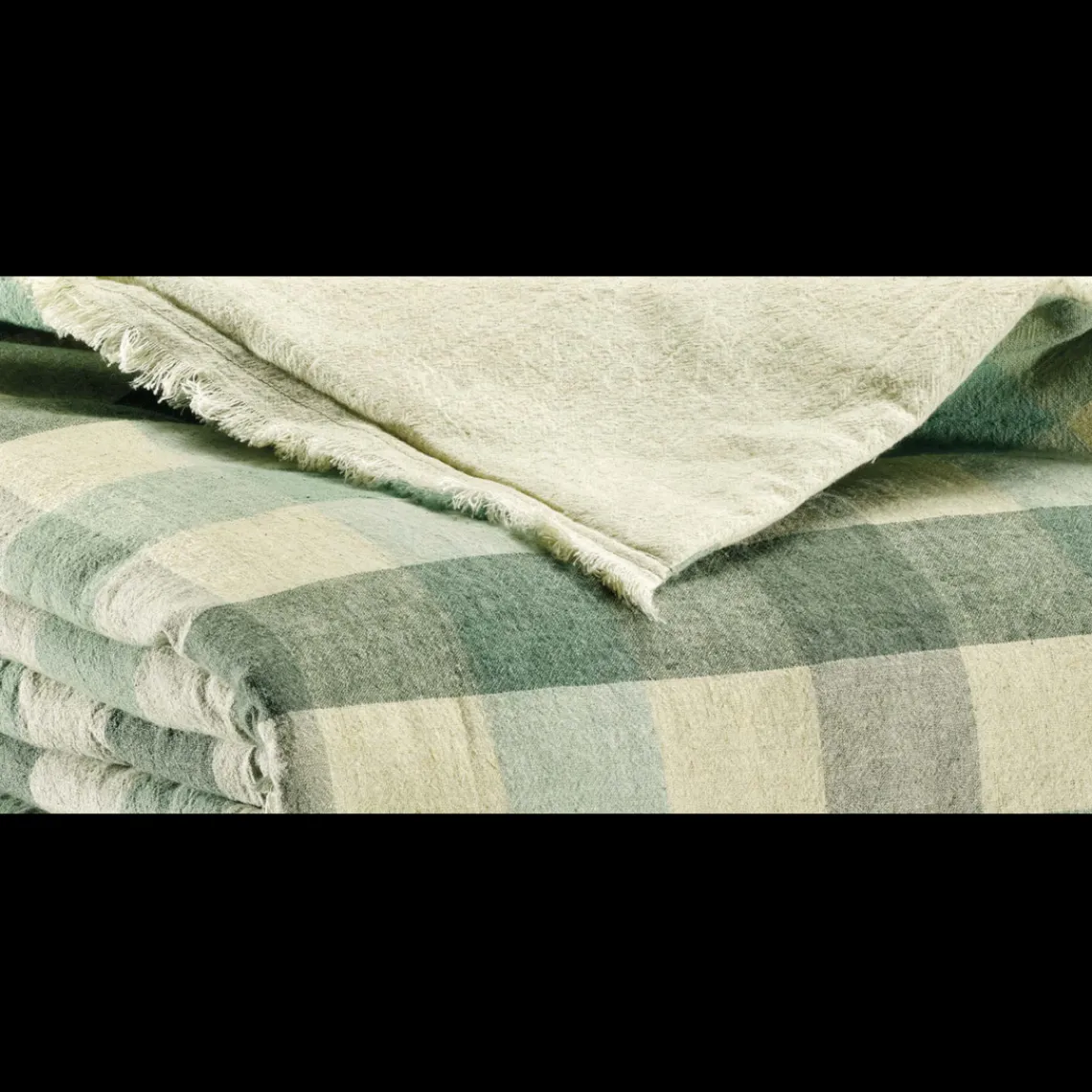 Maison Vivaraise Edredon imprimé Kate Thym Vert pin Online