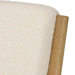 Macabane Fauteuil bas tissu bouclette écru structure et accoudoirs bois PIERRE Outlet