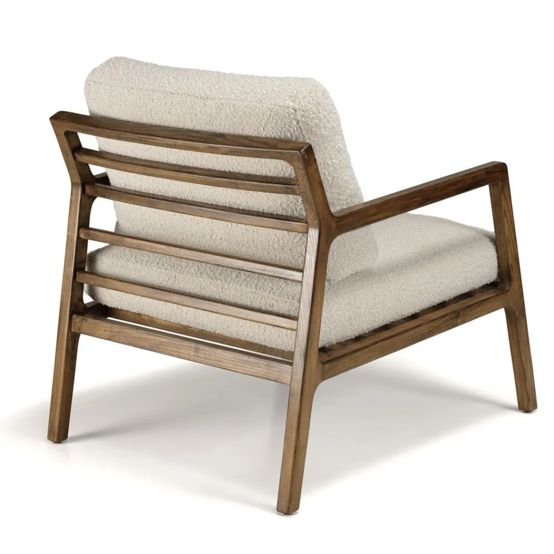 Macabane Fauteuil en tissu écru, structure et accoudoirs en bois GASTON Online