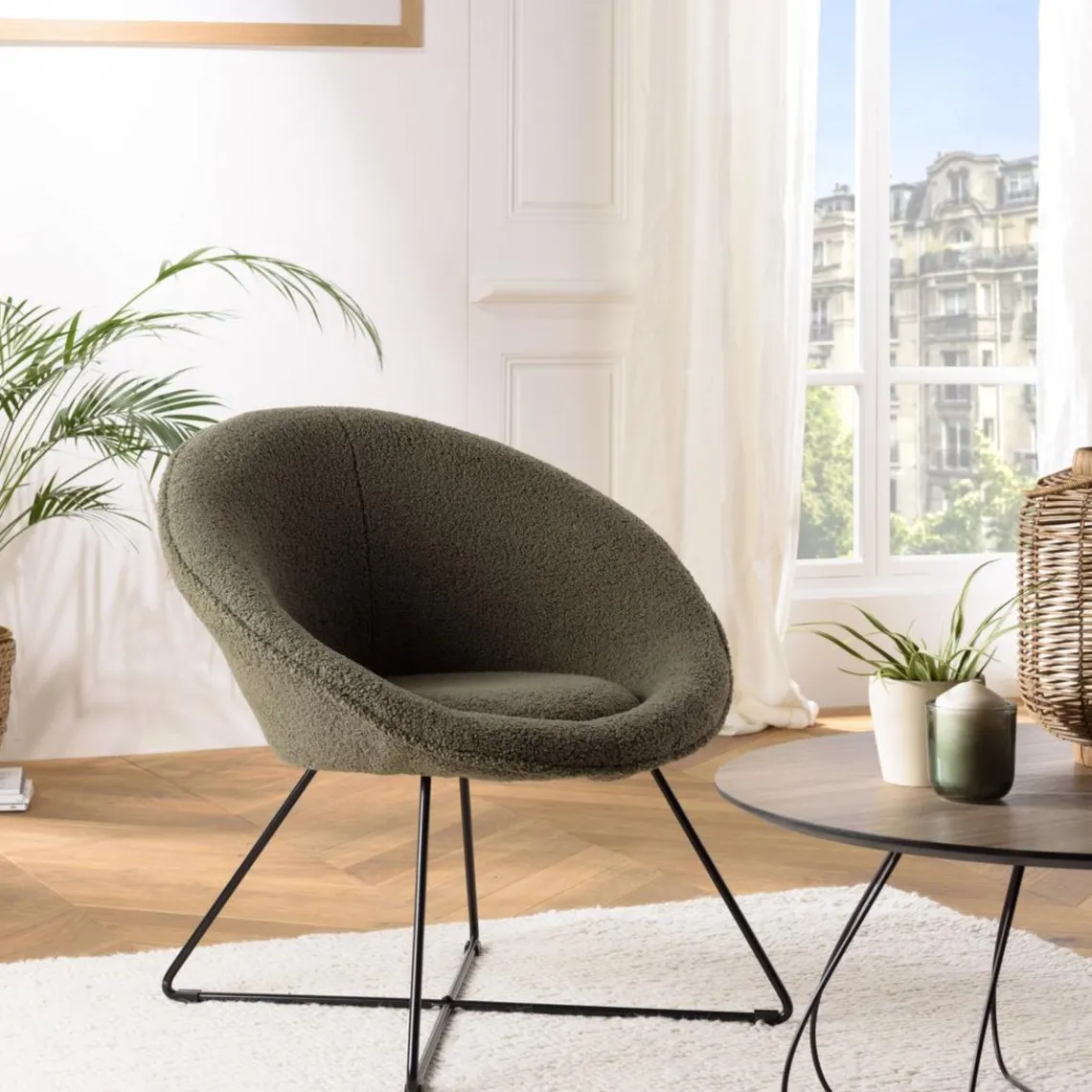 Macabane Fauteuil tissu bouclette vert kaki pieds croisés métal noir AGATHE New