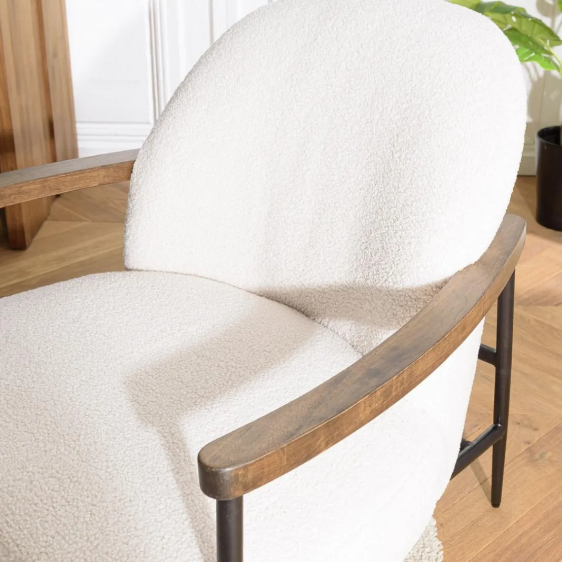 Macabane Fauteuil tissu bouclette écru structure métallique GASTON Best