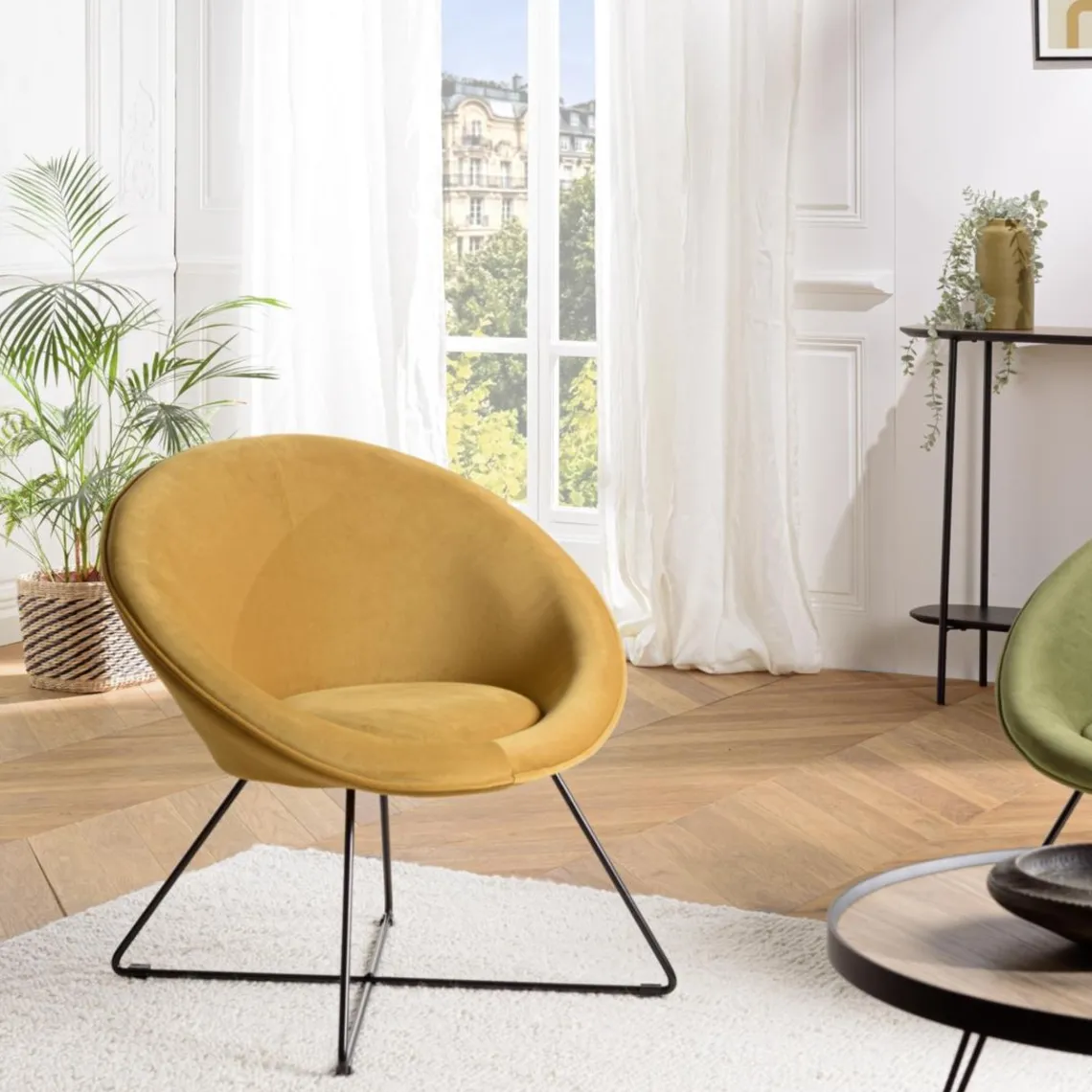 Macabane Fauteuil tissu velours jaune moutarde pieds croisés métal noir AGATHE