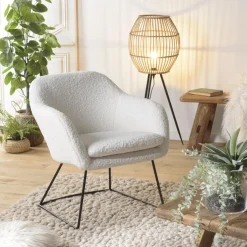 Macabane Fauteuil urban tissu bouclette blanc pieds évasés métal noir
