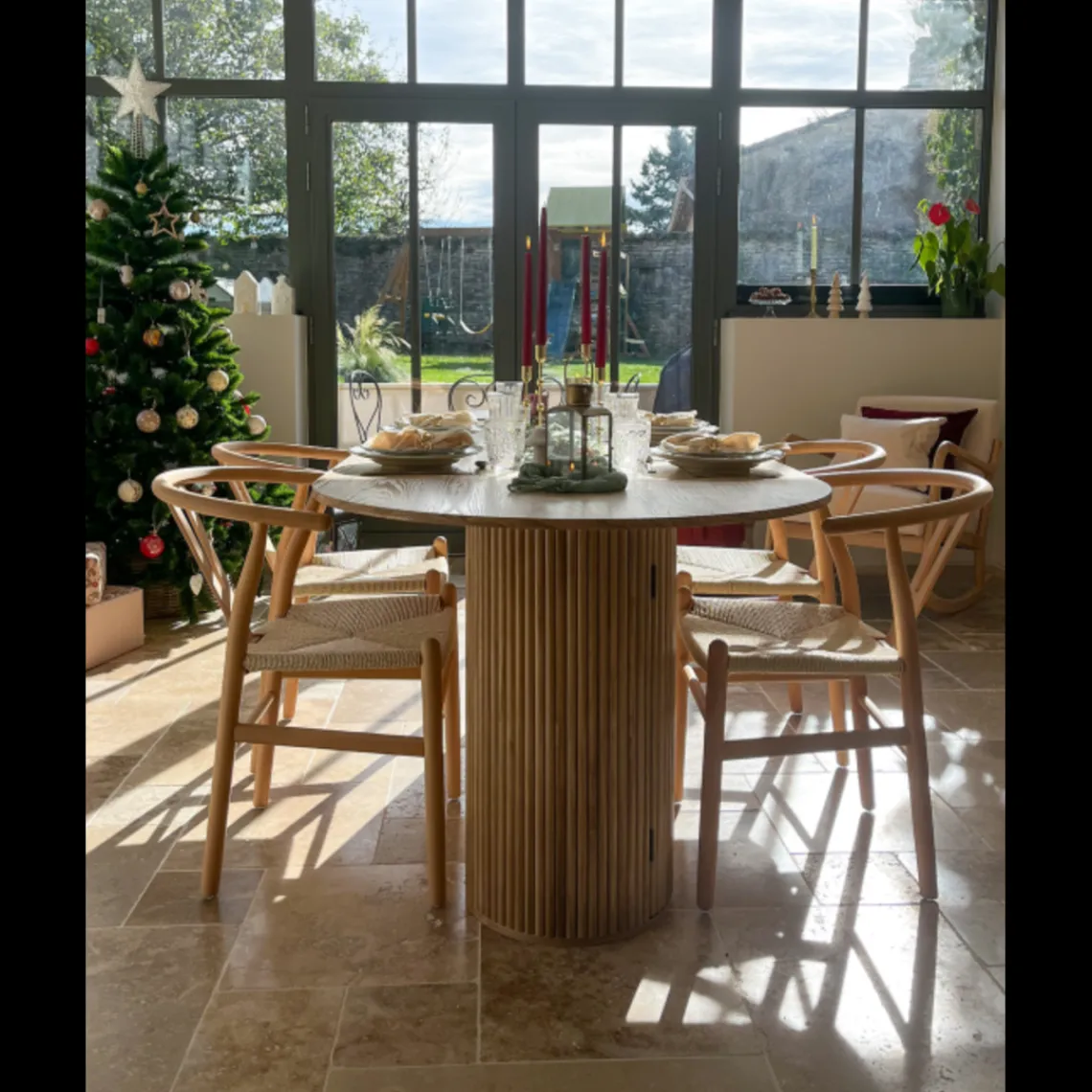 3S. x Home La chaise de table ROSARIO design moderne et sa structure en bois massif New