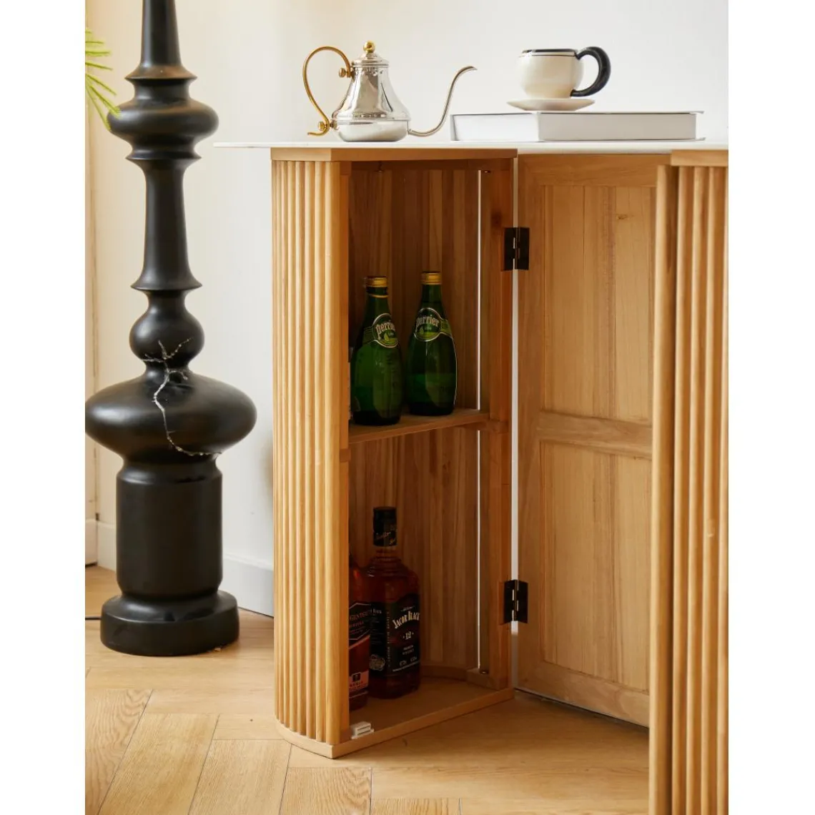 3S. x Home La console PIREUS design scandinave et sa structure en bois massif Hot