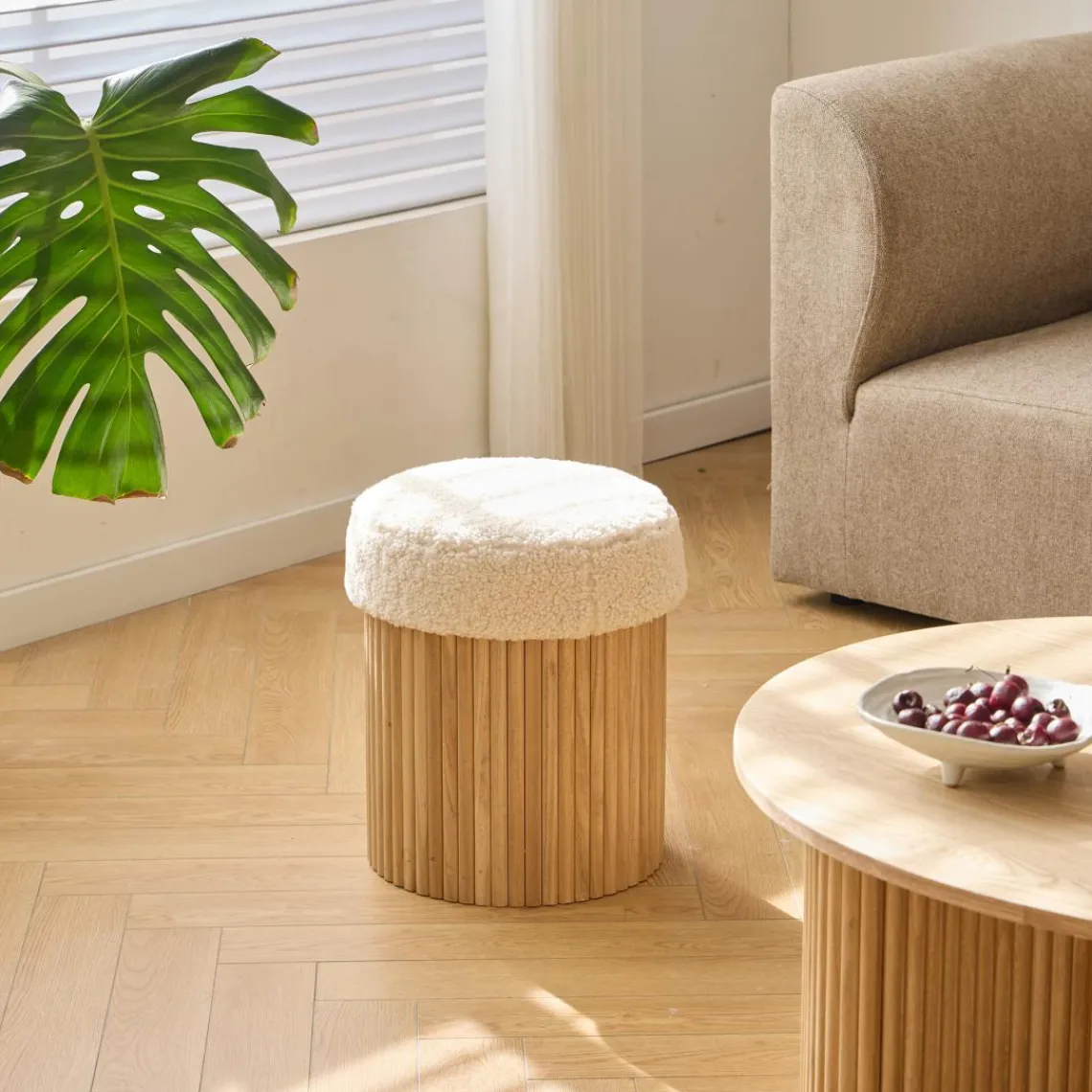 3S. x Home La set ARVIKA combinant une table basse et 2 poufs style scandinave New