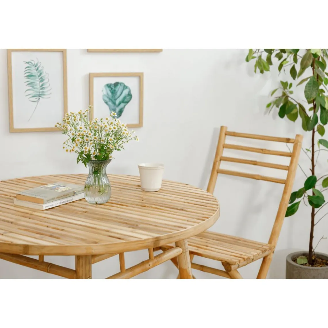 3S. x Home La table à manger IPOH avec son design rustique et épuré facile à monter pour 4 personnes Discount
