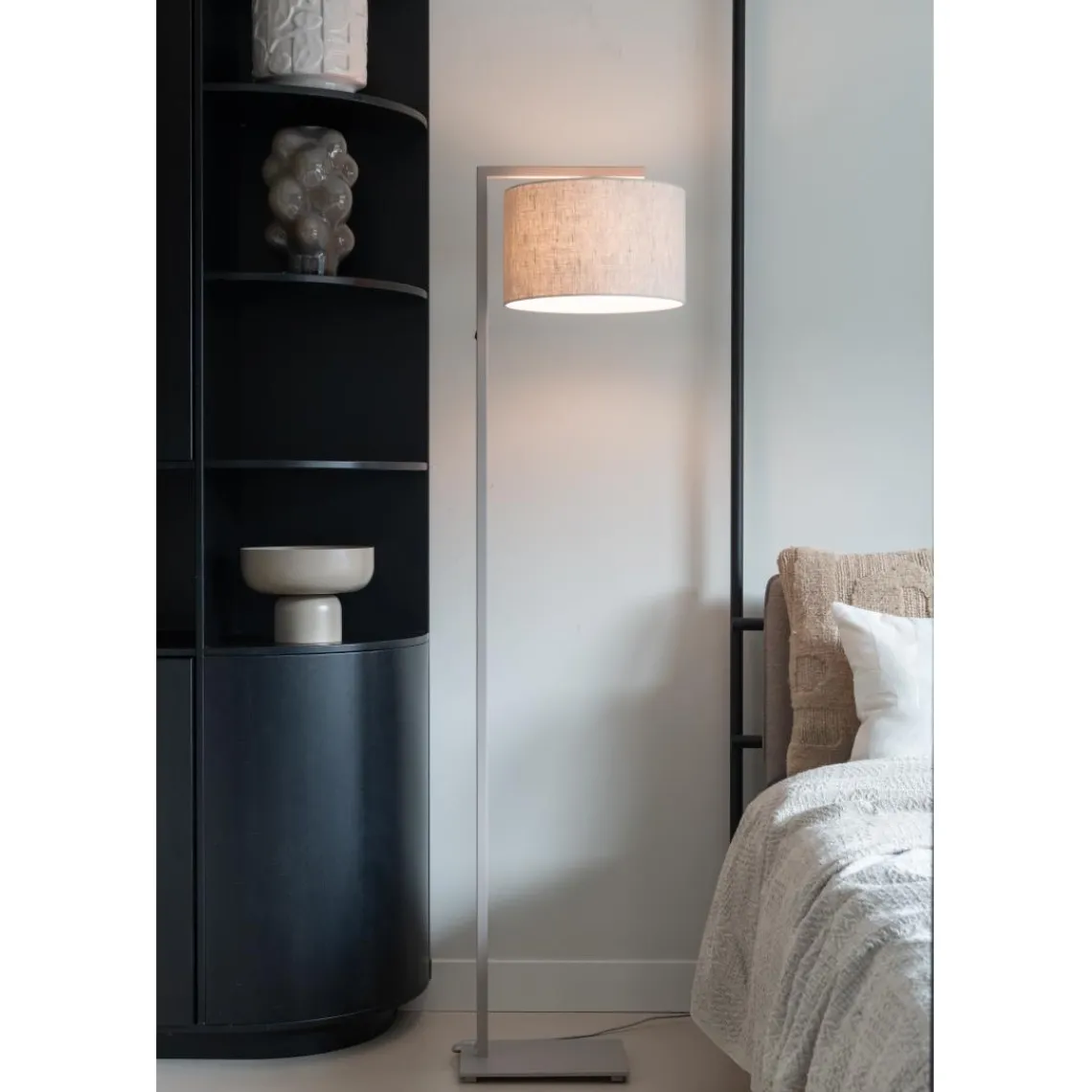 It s About Romi Lampadaire Boston sable abat-jour lin clair Outlet