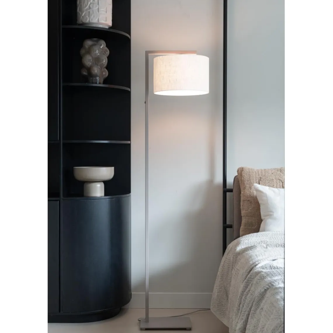 It s About Romi Lampadaire Boston sable abat-jour blanc Online