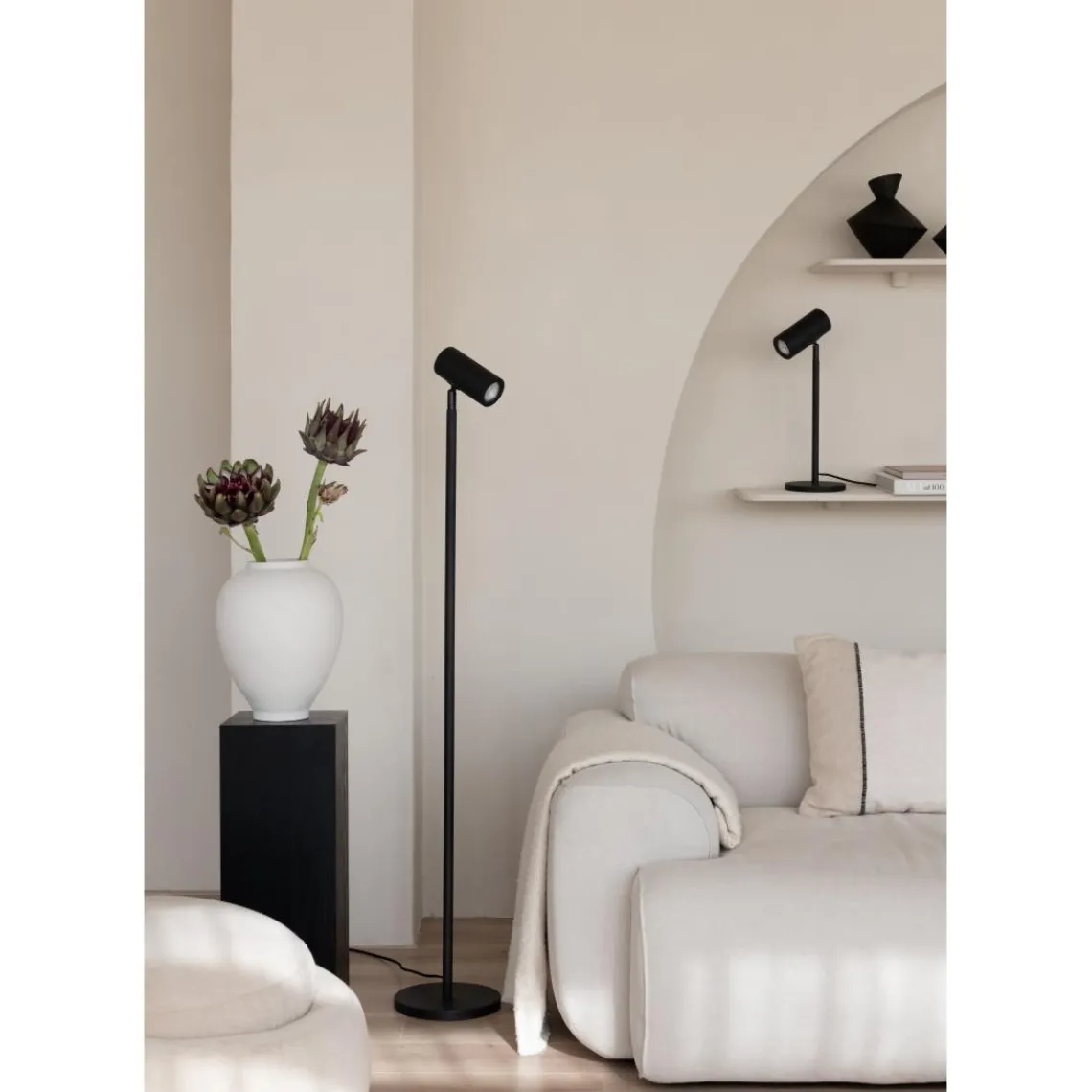 Good & Mojo Lampe de table bambou Java noir Outlet