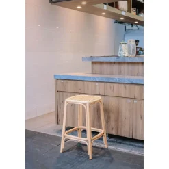 3S. x Home Le tabouret de bar OBIRA design scandinave élégant assise en rotin avec cousin amovible