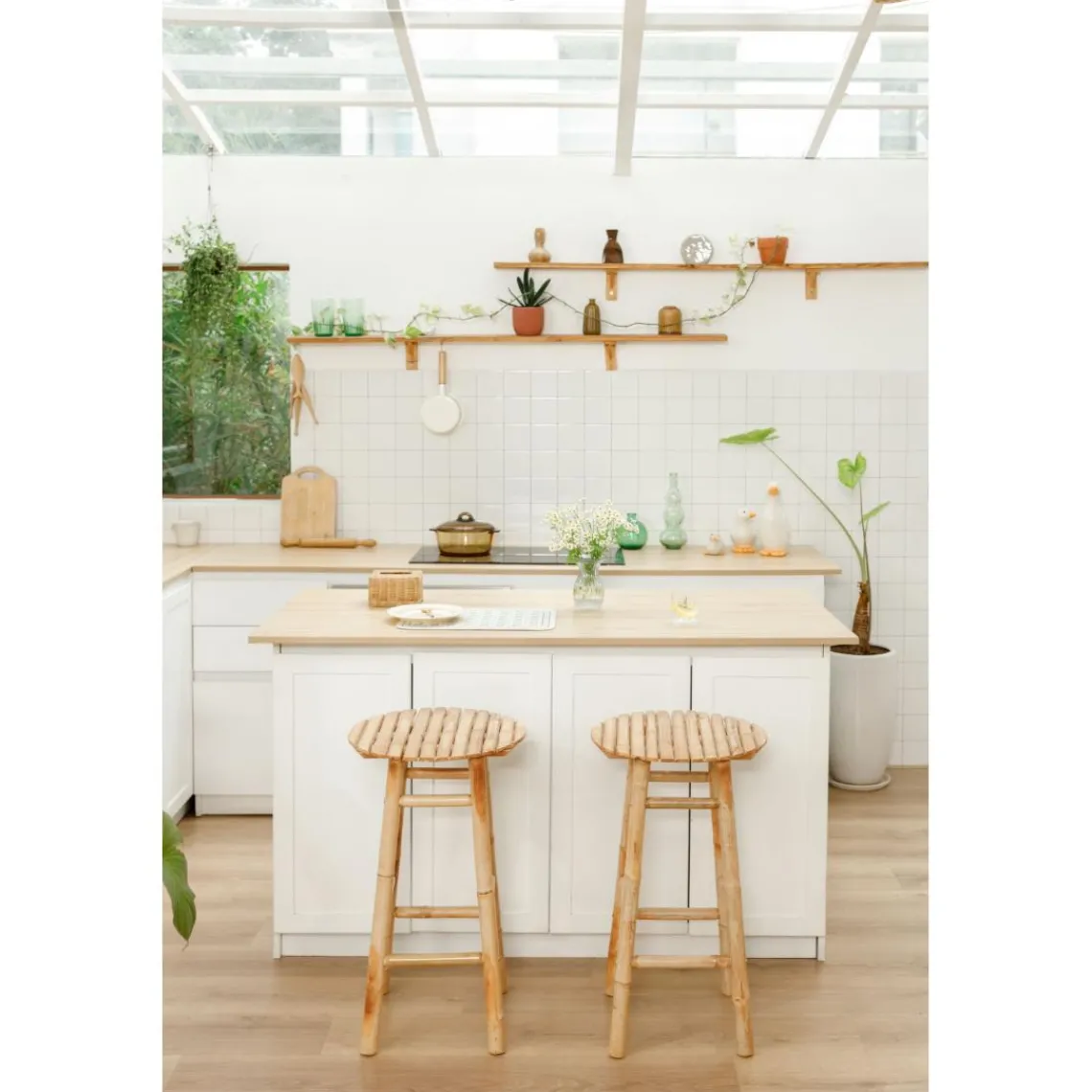 3S. x Home Le tabouret de bar SAMARINA son design scandinave élégant assise en bambou Online