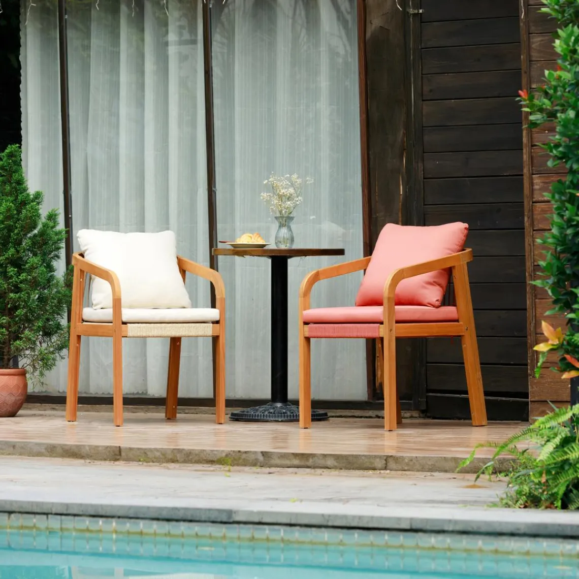 3S. x Home Les chaises intérieur extérieur en bois massif DELGADO design intemporel style scandinave Hot