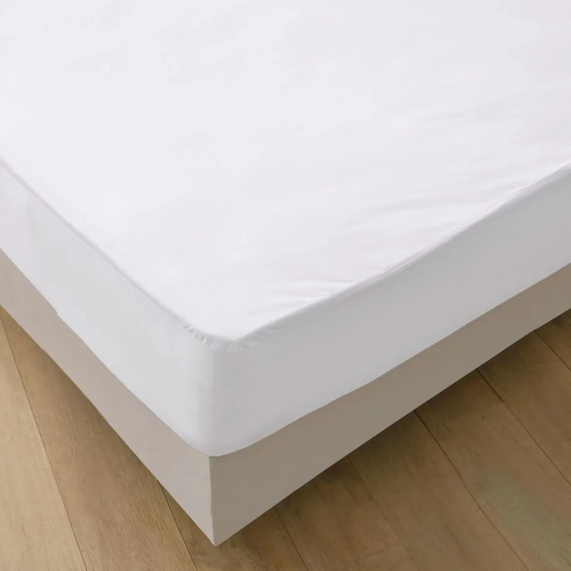 Becquet LI.HOUSSE JERS Protège mat blanc Outlet
