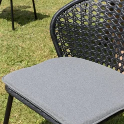 Macabane Lot de 2 chaises rotin synthétique noir dossier arrondi ajouré MALO Outlet