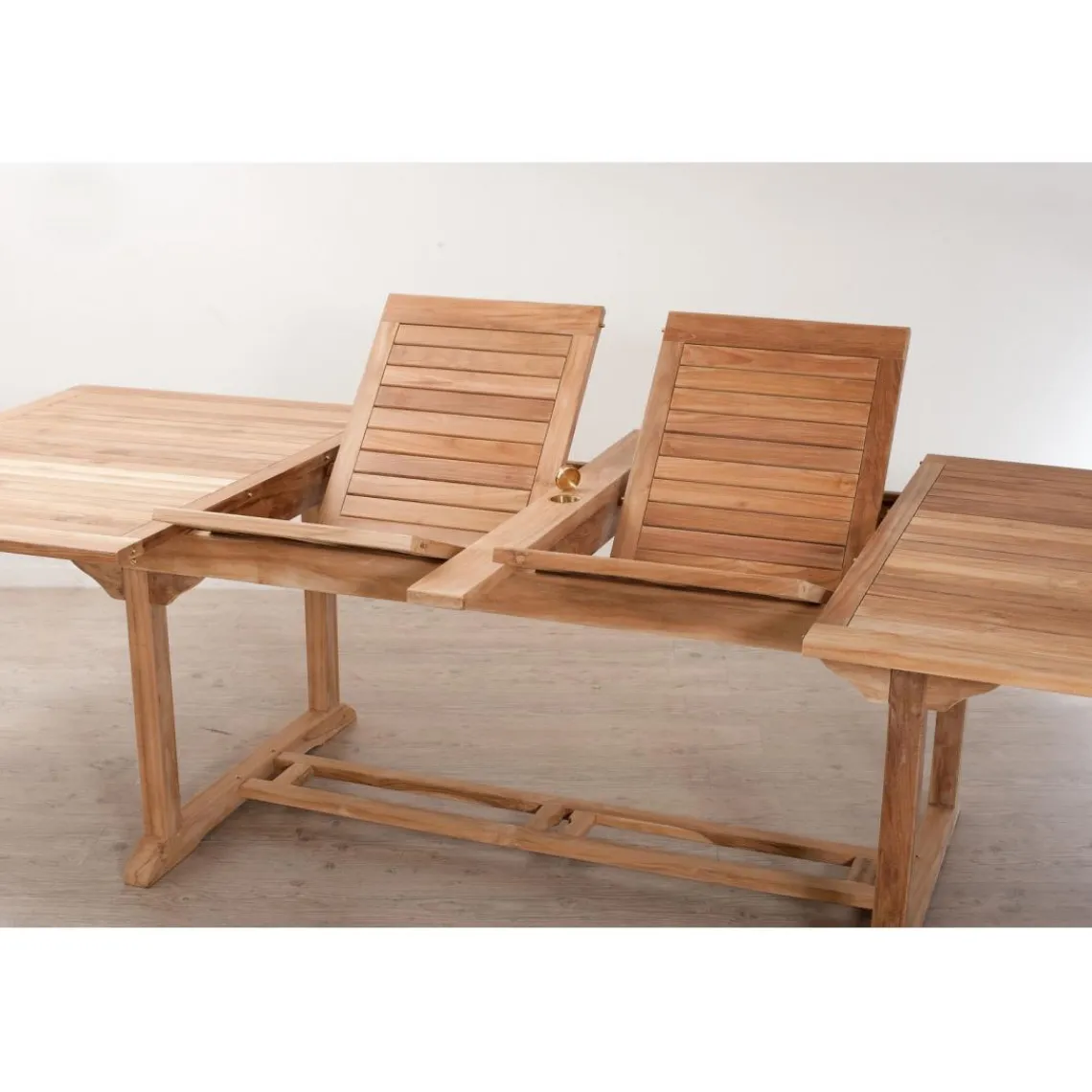 Macabane Lot n°160 Salon de jardin en teck et textilène 10/12 personnes Discount