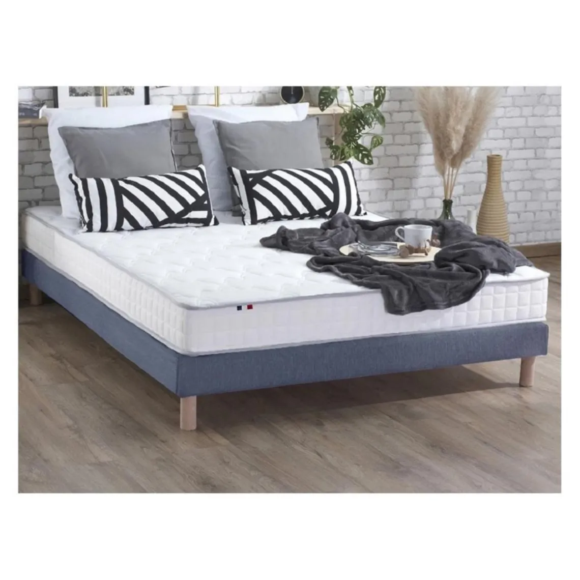 Selenia Matelas Roulé Mousse à Mémoire De Forme Et Mousse Haute Résilience ZENO - Made In France Sale