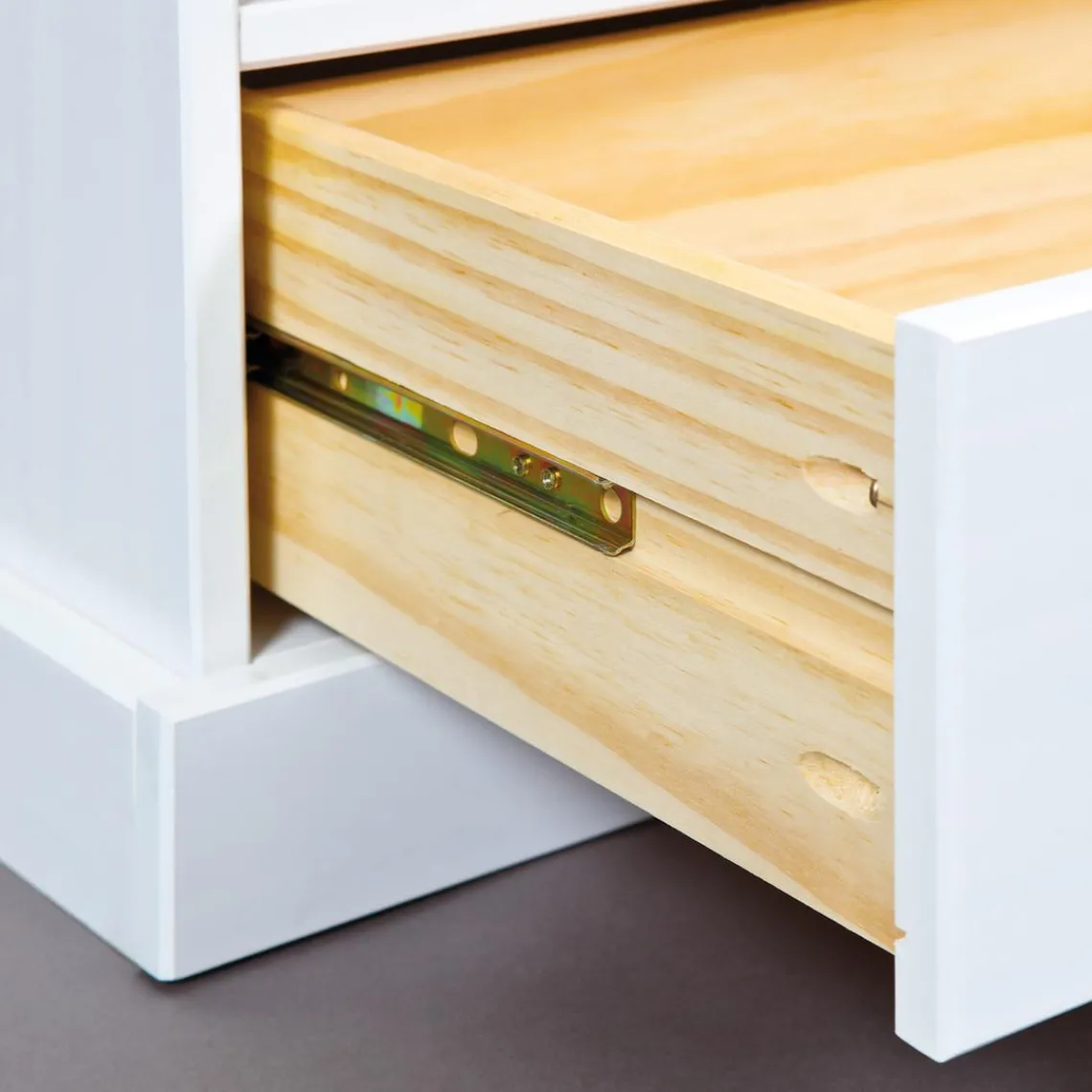 3S. x Home Meuble TV 3 grands tiroirs en pin massif Best