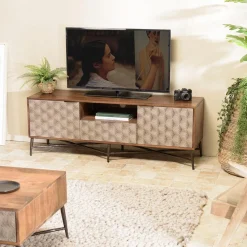 Macabane Meuble TV en bois de manguier 2 portes 1 tiroir motifs ethniques ALIX Sale
