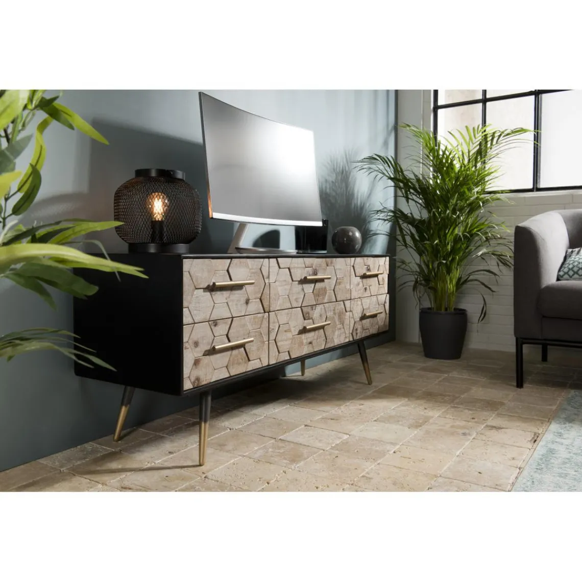 Macabane Meuble TV scandinave 6 tiroirs en sapin pieds métal - DEBBIE Best