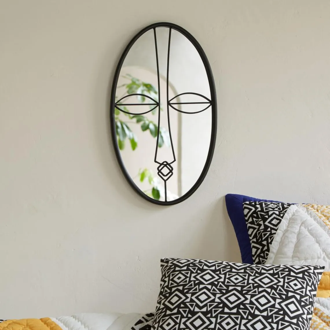 Becquet Miroir ovale décor ethnique en métal LOOKY noir Online