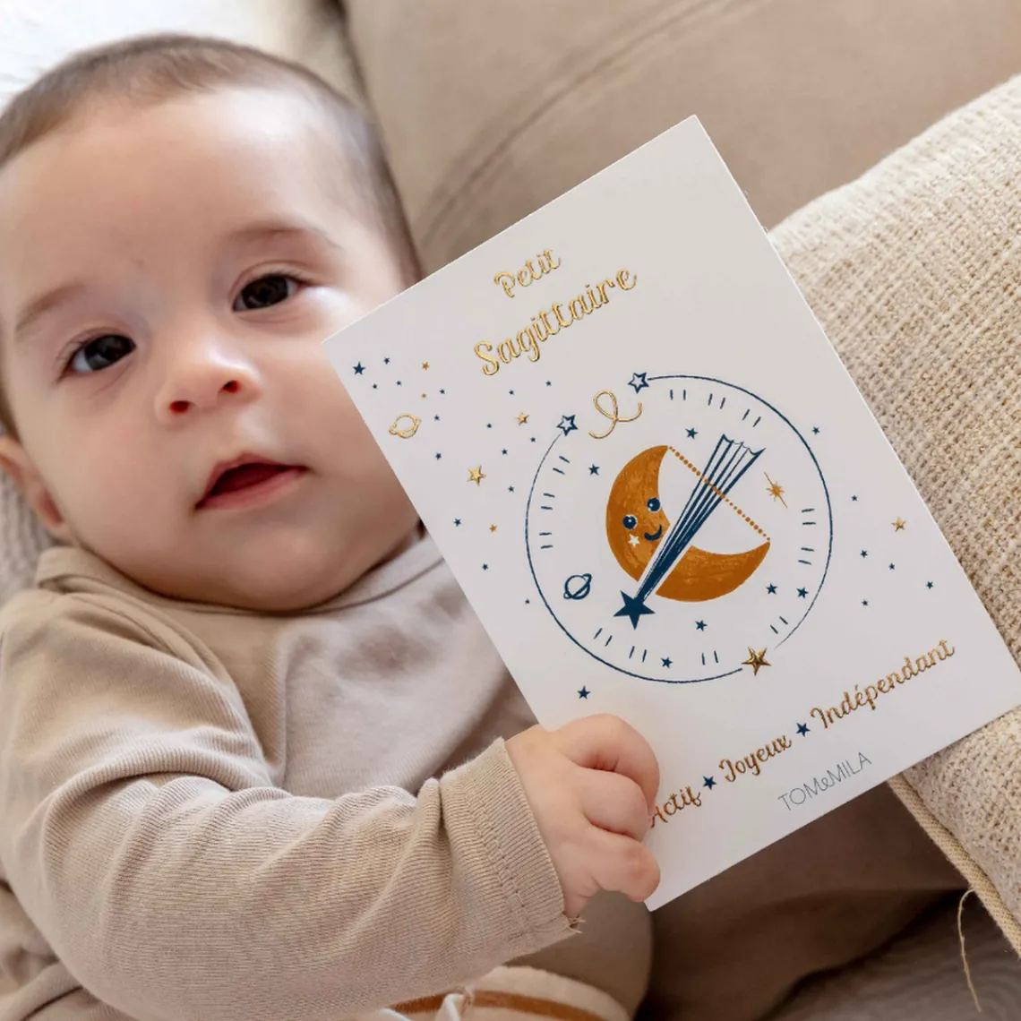 Tom & Mila Petite carte Astro avec enveloppe, blister et cadre doré Sagittaire Sale