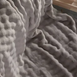 Today Plaid Damier en Polyester 180 x 220 BIEN AU CHAUD Beige