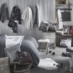 Today Plaid Flocon en polyester HORS PISTE 150 x 200 gris Outlet