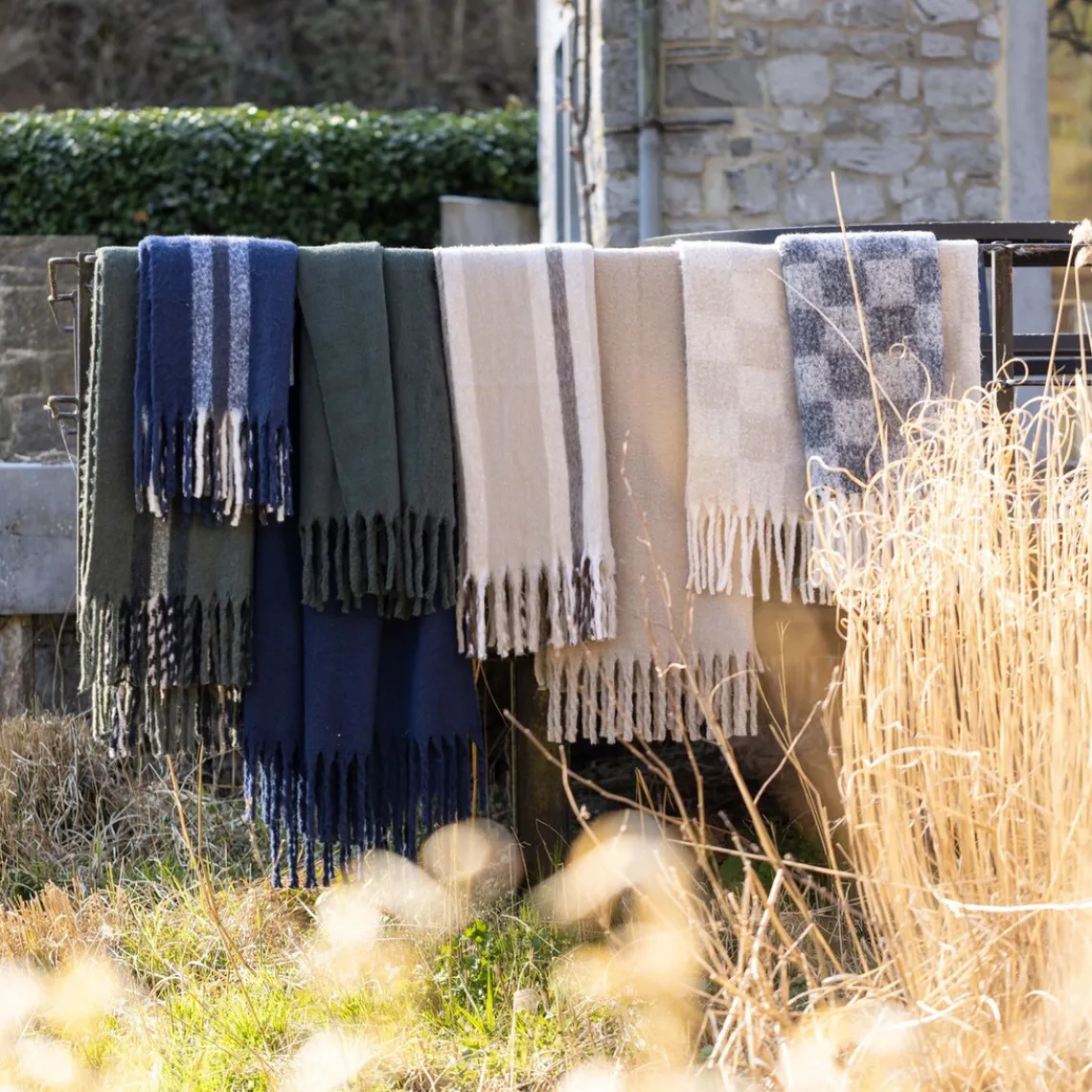 Maison Vivaraise Plaid recyclé Isabel uni Marine 130 x 160 Sale