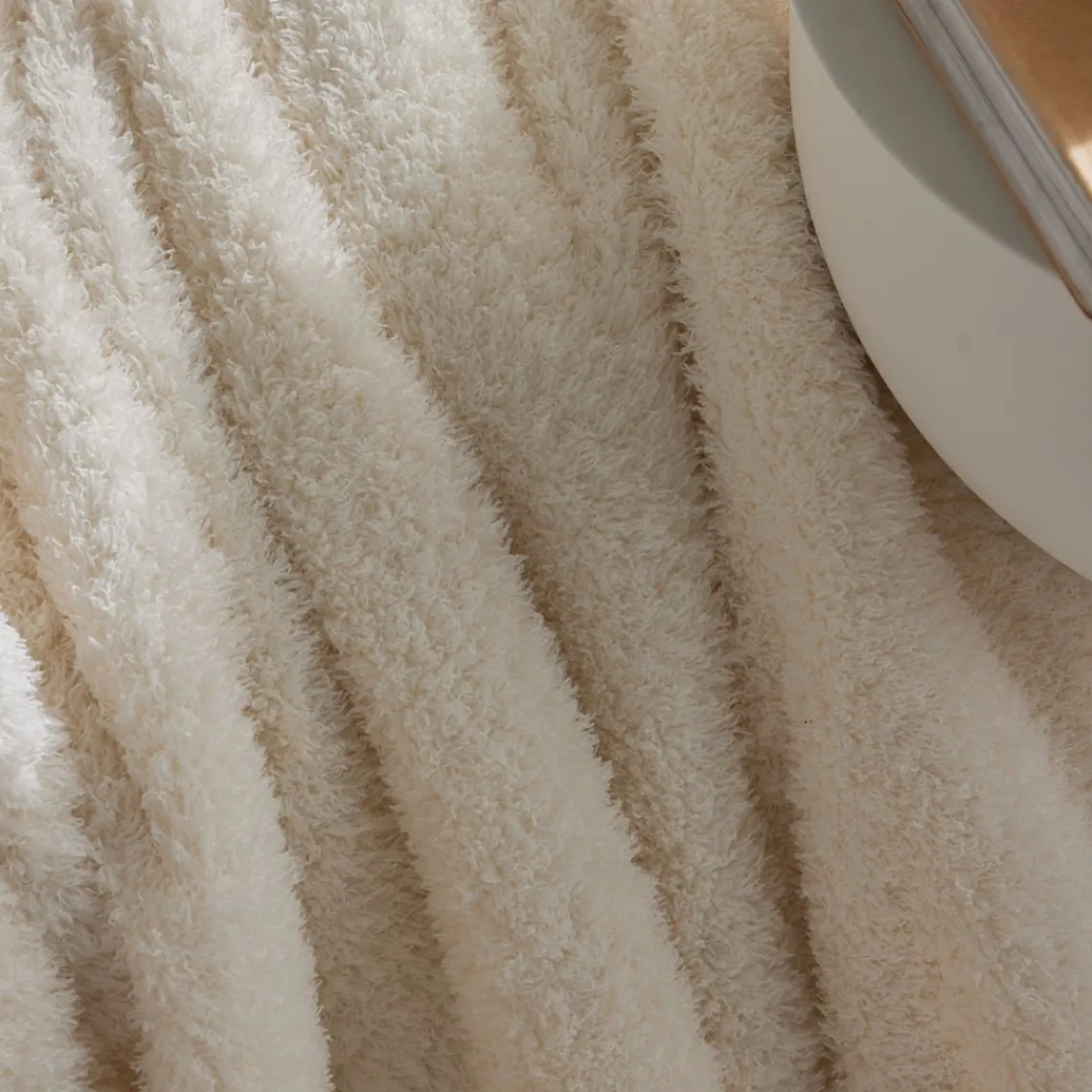 Today Plaid Teddy en Polyester 130 x 180 MATCHA + MOKA Creme Beige Ficelle Discount